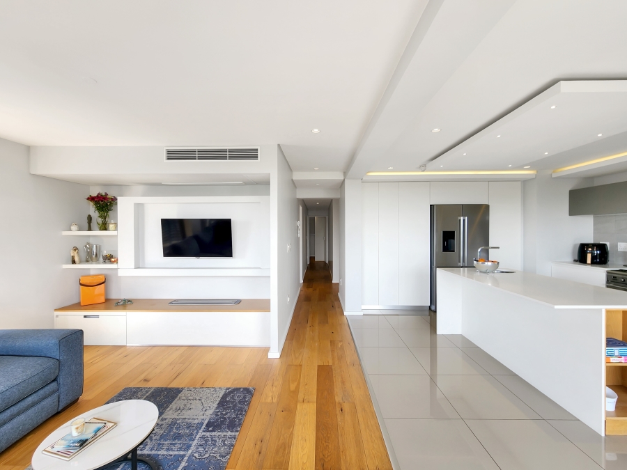 2 Bedroom Property for Sale in Sea Point Western Cape